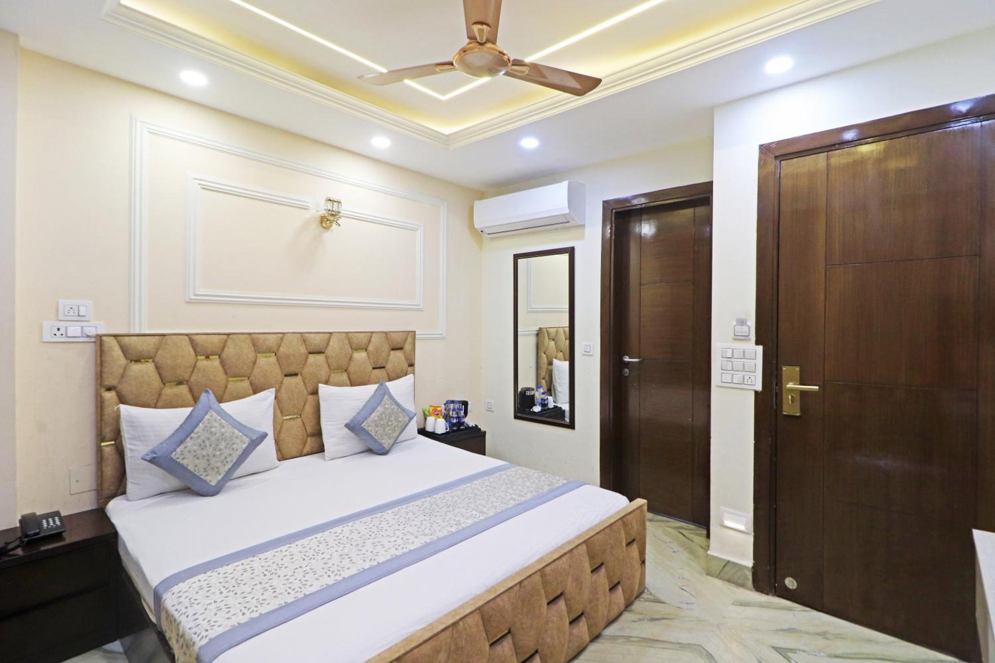 ניו דלהי Hotel Samrat Residency 10 Mints Walking Distance Nizamuddin Railway Station מראה חיצוני תמונה