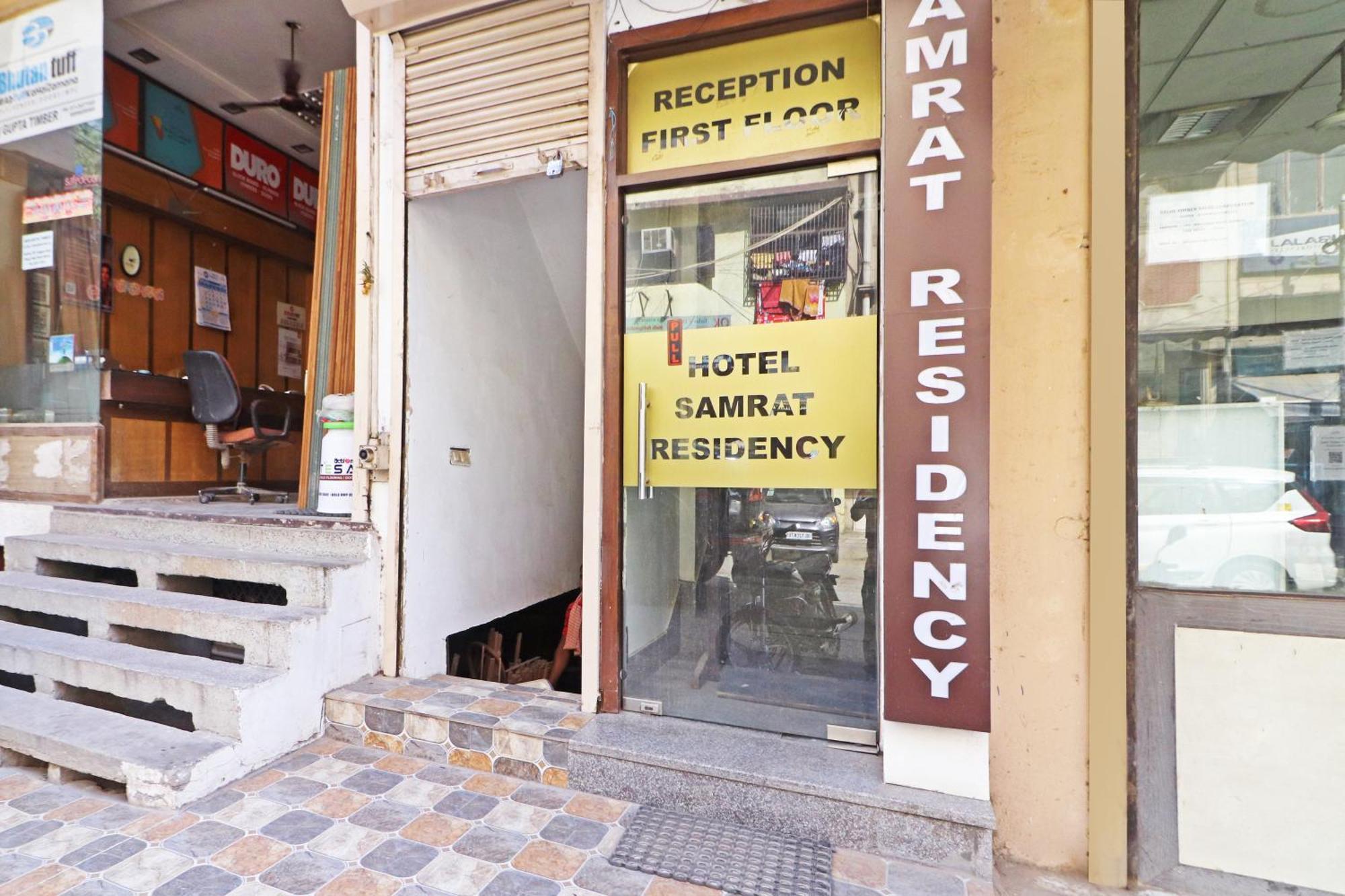 ניו דלהי Hotel Samrat Residency 10 Mints Walking Distance Nizamuddin Railway Station מראה חיצוני תמונה