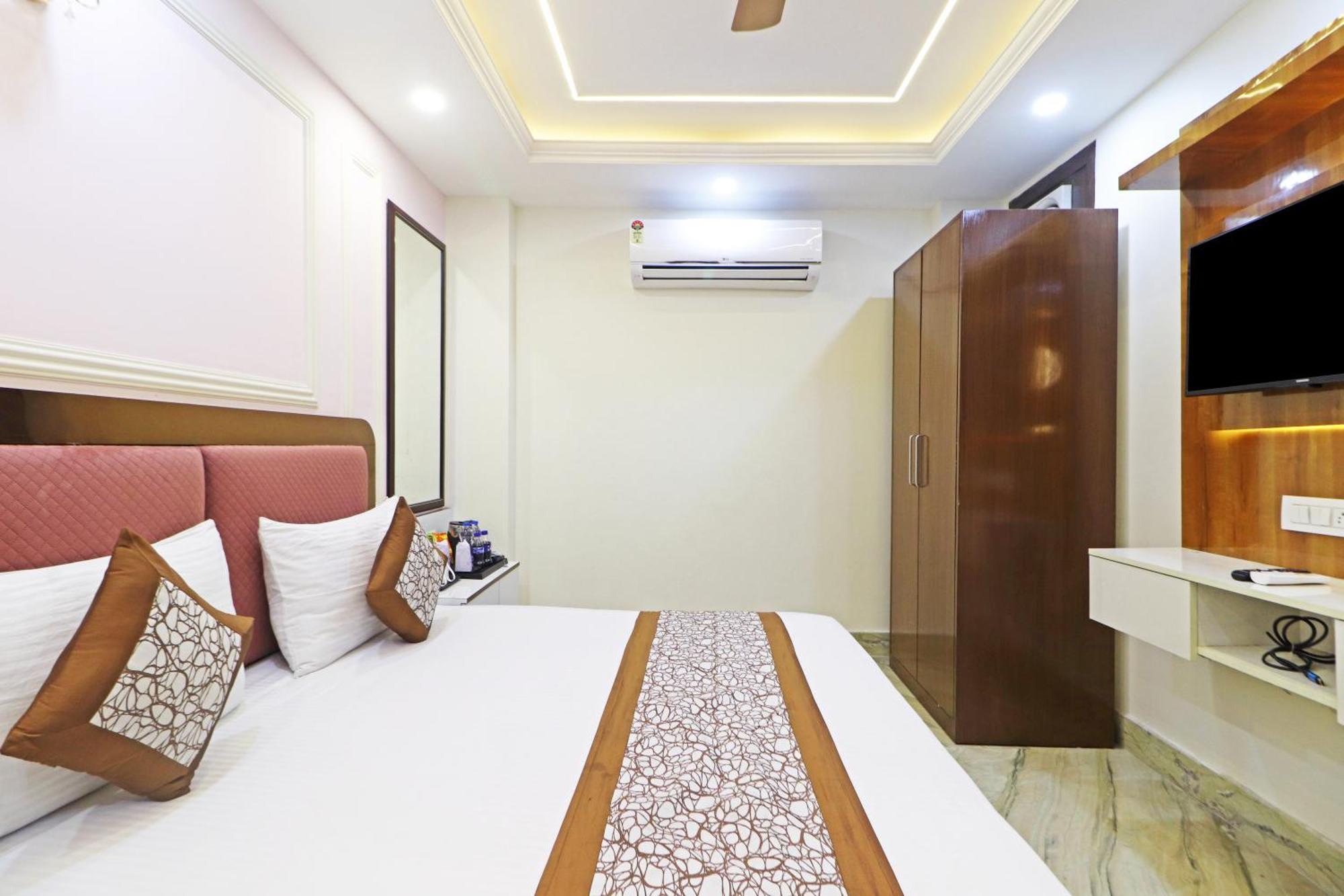 ניו דלהי Hotel Samrat Residency 10 Mints Walking Distance Nizamuddin Railway Station מראה חיצוני תמונה