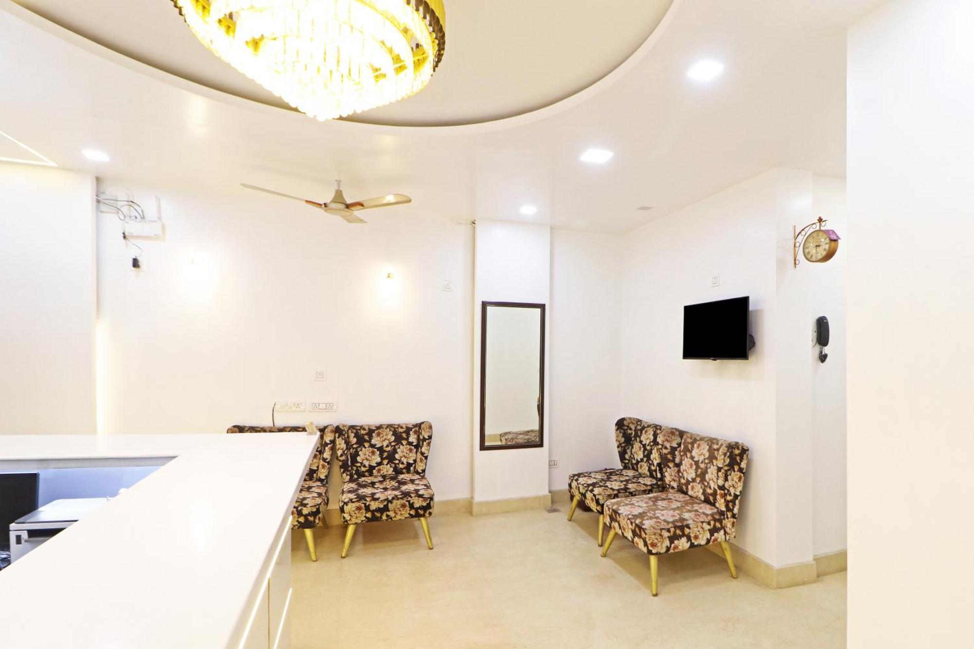 ניו דלהי Hotel Samrat Residency 10 Mints Walking Distance Nizamuddin Railway Station מראה חיצוני תמונה